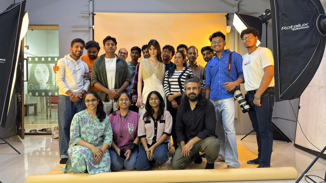 Why IIP Academy Offers One of the Best Photography Courses in India (In Collaboration with Bareilly International University) Why IIP Academy Offers One of the Best Photography Courses in India (In Collaboration with Bareilly International University)